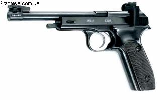 > <p>По кучности боя и некоторым другим баллистическим качествам все эти пистолеты равноценны. Но наиболее совершенной моделью является пистолет образца 1955 года. В его конструкции нашли отражение более чем восьмилетний опыт использования пистолета и рационализаторские предложения и усовершенствования, внесенные самими стрелками.</p><p> В пистолете изменены мушка и прицел — введены маховички и фиксаторы поправок со щелчками. При повороте винта мушки или прицела на один щелчок средняя точка попадания перемещается при стрельбе на дистанцию 50 метров на 1,25 сантиметра. При скоростной стрельбе применяется навинчивающийся на дульную часть ствола дульный компенсатор, который при целевой стрельбе снимается. Изменены также балансирные грузы, которые дают возможность переносить центр тяжести пистолета ближе к стволу.</p>